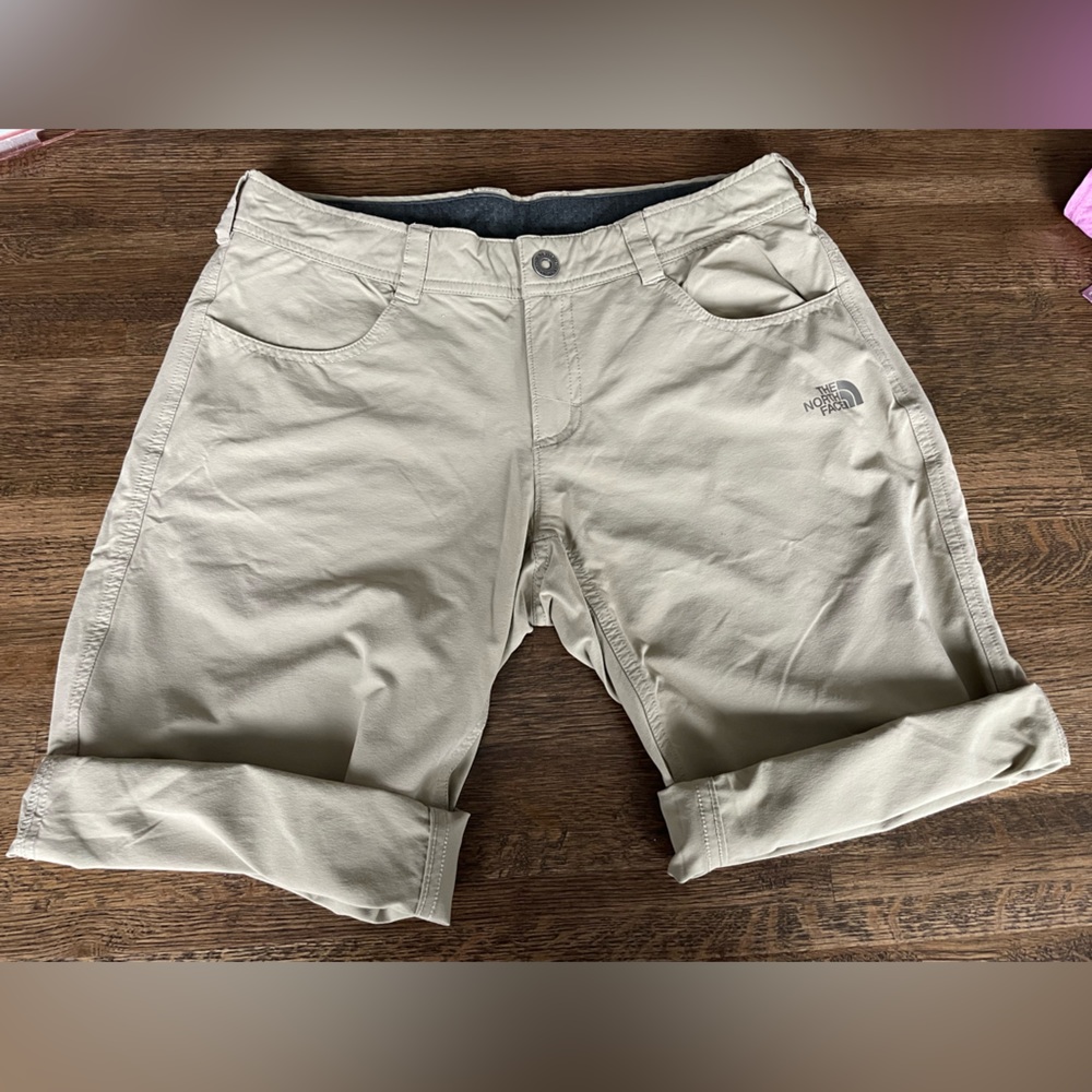 North Face Khaki Shorts hiking walking casual Roll Up Hem - size 4